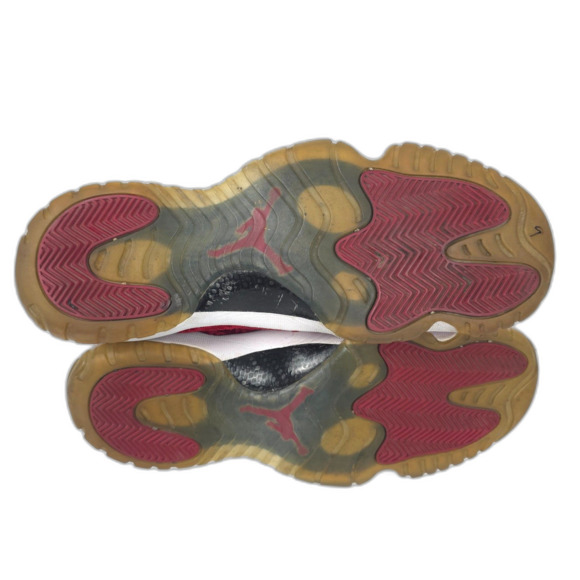 NIKE Air Jordan Future Low Sneakers Gym Red Knit Streetwear 90s Y2k Basketball - Picture 7 of 8